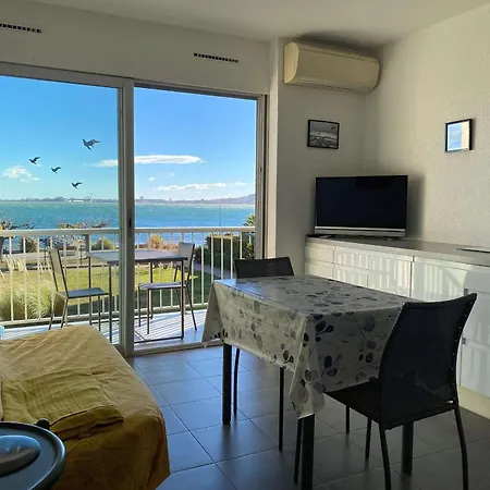 Beau T1 Climatise Avec Balcon Et Garage Proche Thermes - Fr-1-553-244 Apartamento