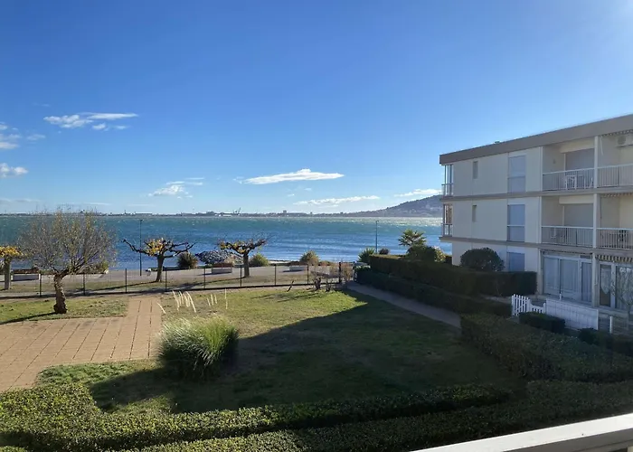 Beau T1 Climatise Avec Balcon Et Garage Proche Thermes - Fr-1-553-244 Apartmán *